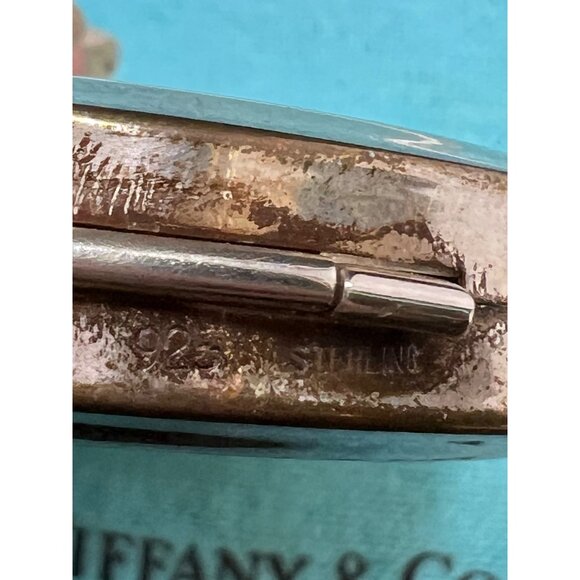 Tiffany & Co Sterling Silver Powder Compact Mirror Monogrammed  w/ Box & Pouch - Picture 10 of 16